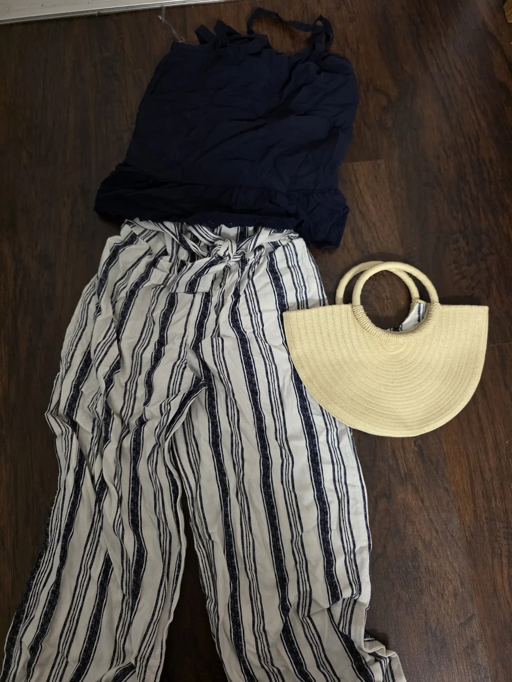 Max Studio Navy Top with White & Navy Striped Wide-Leg Pants 10-12